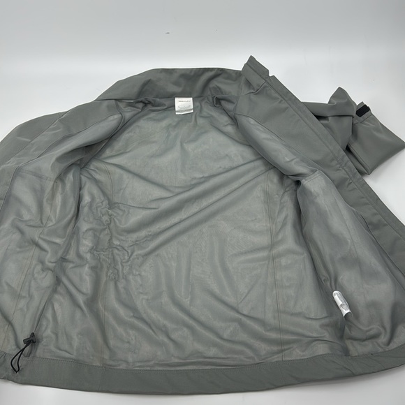NIKE Golf Women’s Gray Storm - Fit Jacket Size Small EUC - Picture 11 of 17